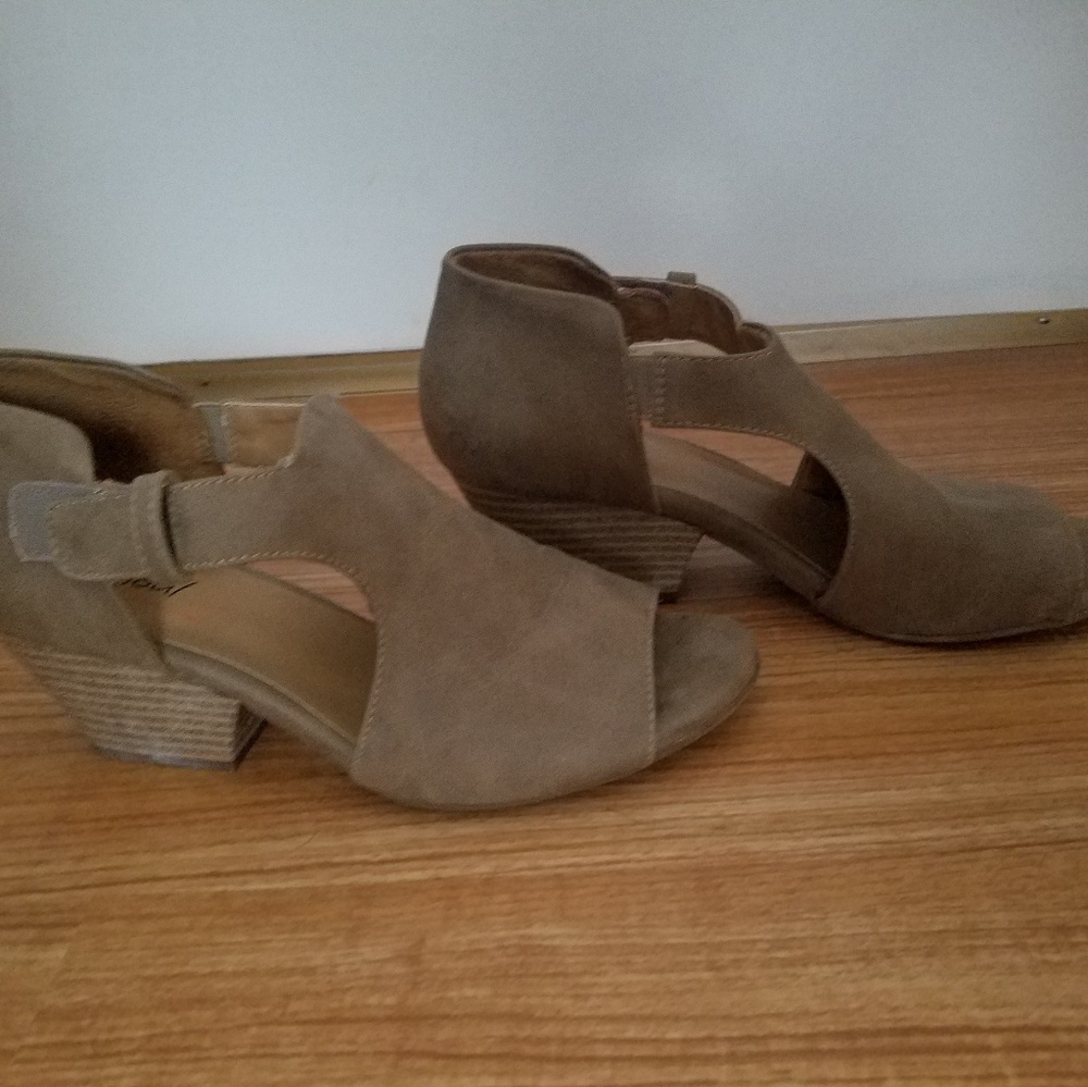 Natural Soul Women's Pump